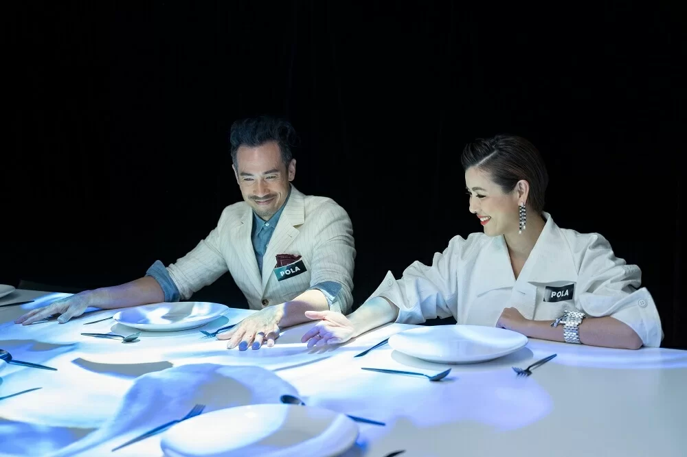 展覽設有Art Dinning 光影藝術體驗,讓參觀者如享用一場「食得的」美麗盛宴。