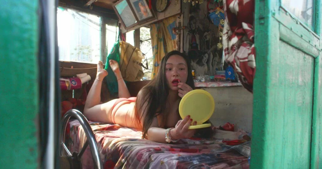 小美形容怕這部戲像跌進了深淵。