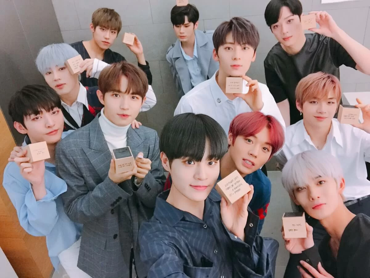 WANNA ONE成員們都發展得不錯，只是姜丹尼爾傳出和所屬社的合約糾紛，導致出道無期。