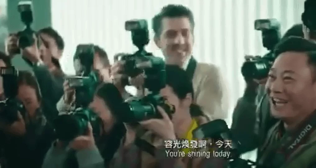 Gigi在戲中現身被傳媒包圍，其中一位攝影師就是Sergio，只有一秒鏡頭，要細心留意才看到。