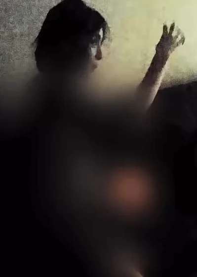 黃荷娜被爆慣性吸毒和在調查時說謊，據悉事件中她供出前未婚夫朴有天，愈爆愈有。