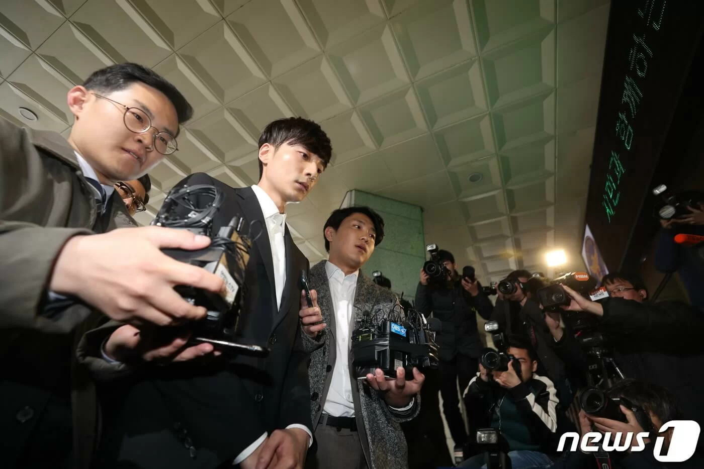 Roy Kim等人已認罪