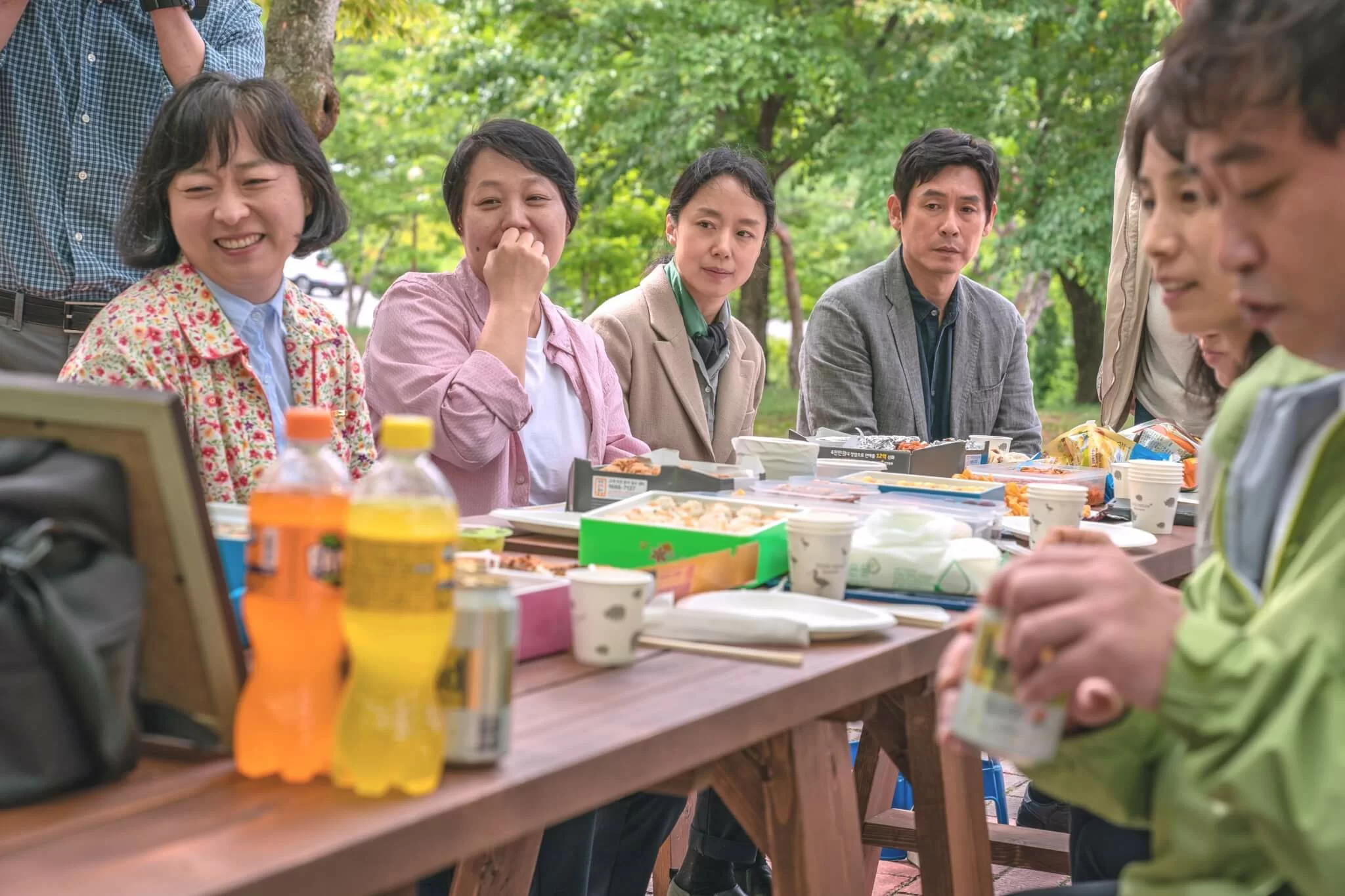 在其他家屬漸漸走出傷痛時,順南卻未能走出陰霾,無法合羣。