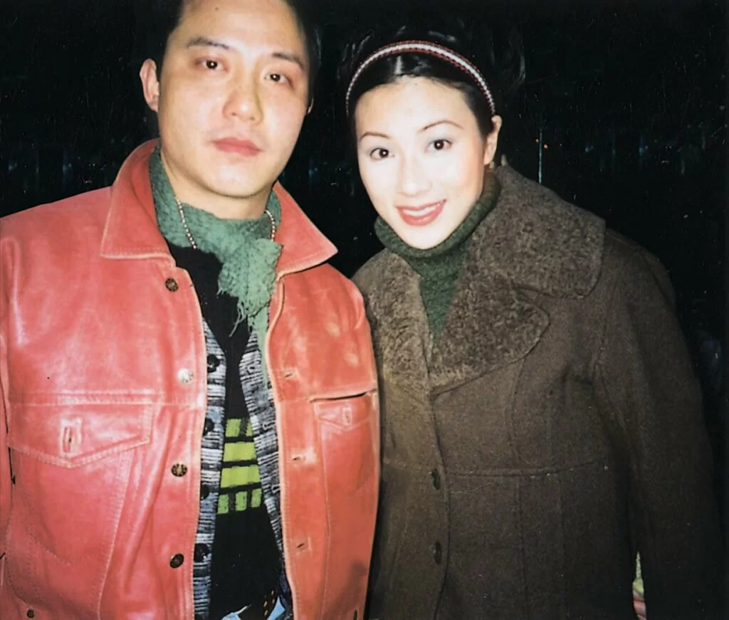 張可頤九四年參選港姐時,由當時的男友董波提名,兩人拍拖十年。