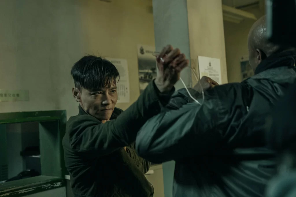 張晉飾演的「九龍」是一名警察，幾年前發生一些事故，令他有很大陰影。