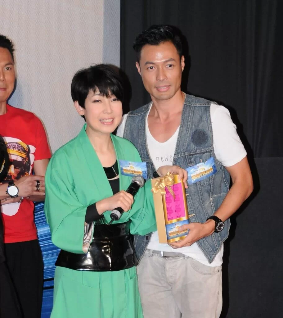 黎芷珊與張達倫拍拖九年,兩人因對婚姻看法不同而分手。