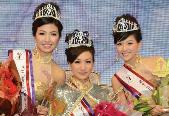 陳偉琪一一年參加溫哥華小姐，獲得亞軍、最上鏡小姐及最優雅模特獎。 