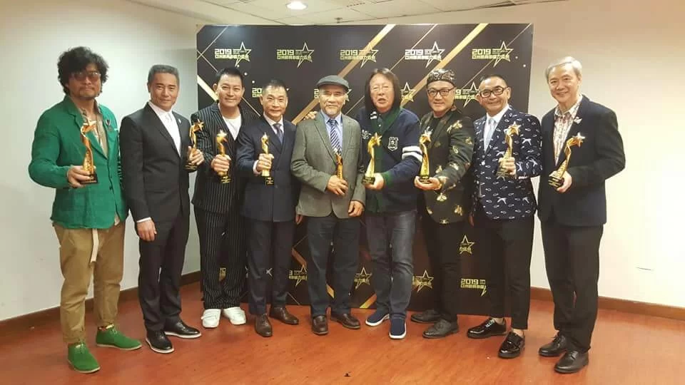 54729187_2015158861916093_5978433148470427648_n