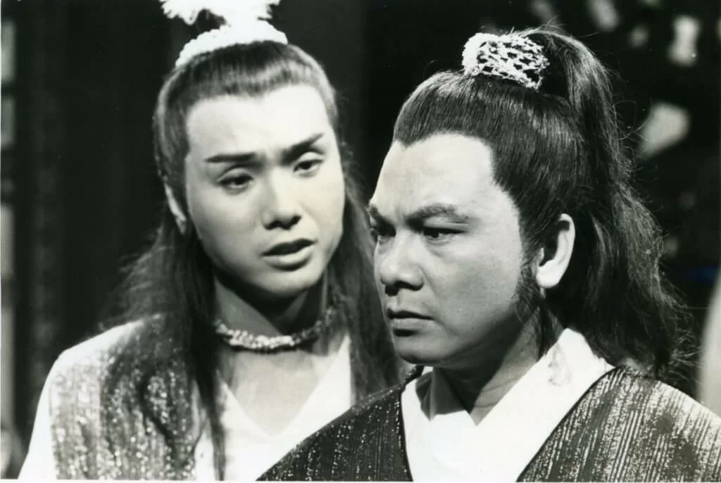 關偉倫與伍衛國在八二年播出的劇集《琥珀青龍》合作