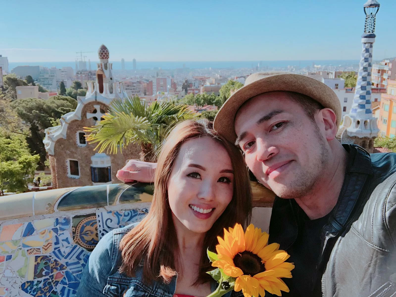 楊洛婷表示親自打電話到唱片公司要求放人,因老公已忙足一年未有放假。