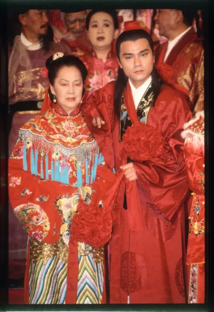 ○○年與契仔林家棟合作劇集《金裝四大才子》。