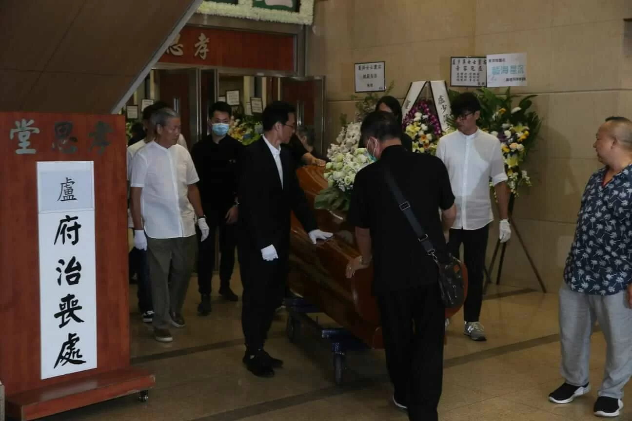 979651f5-aa7b-43bb-a52d-ae77baa05133