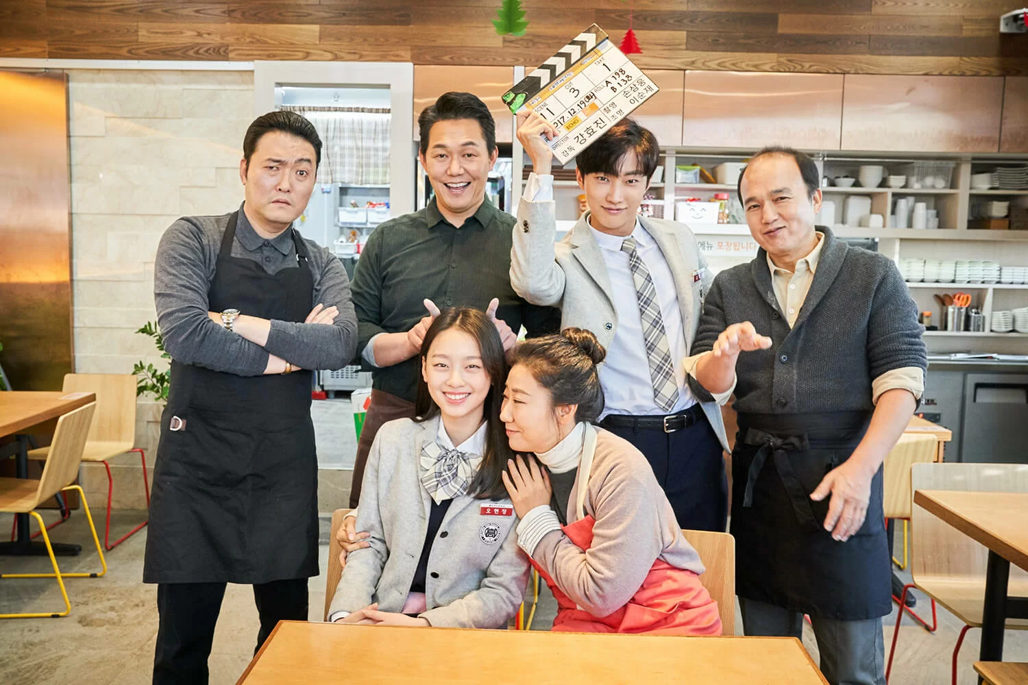 電影主演於殺青時合照留影，振永表示自己真的很愉快地完成作品，「在戲院裏，如果所有觀眾能夠一起開心地觀賞這電影的話，作為演員會感到十分欣慰。」