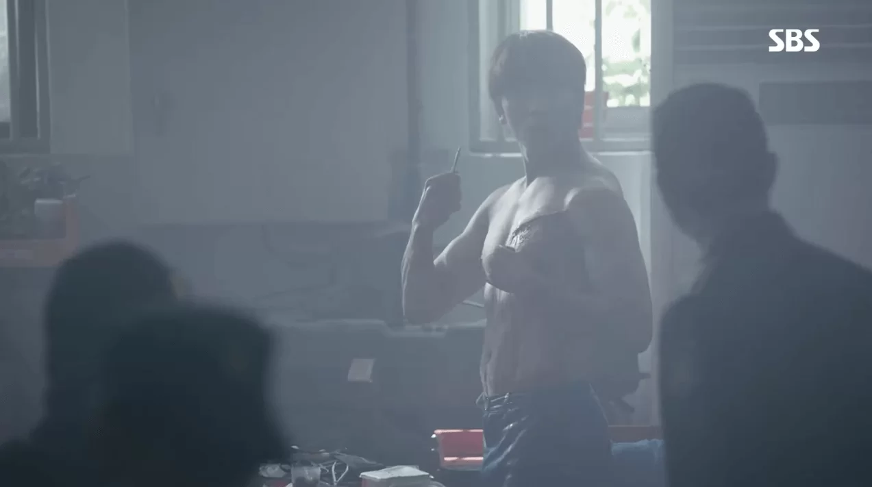 車耀漢是個傲慢的醫學怪人,為給患者適切治療不惜無視醫院所有程序。