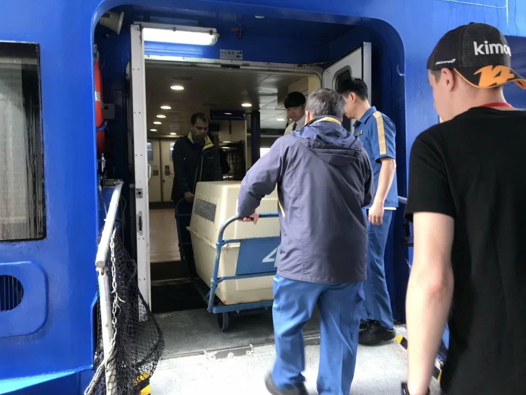 從澳門申請來港後,Mack要在家中隔離一個月。