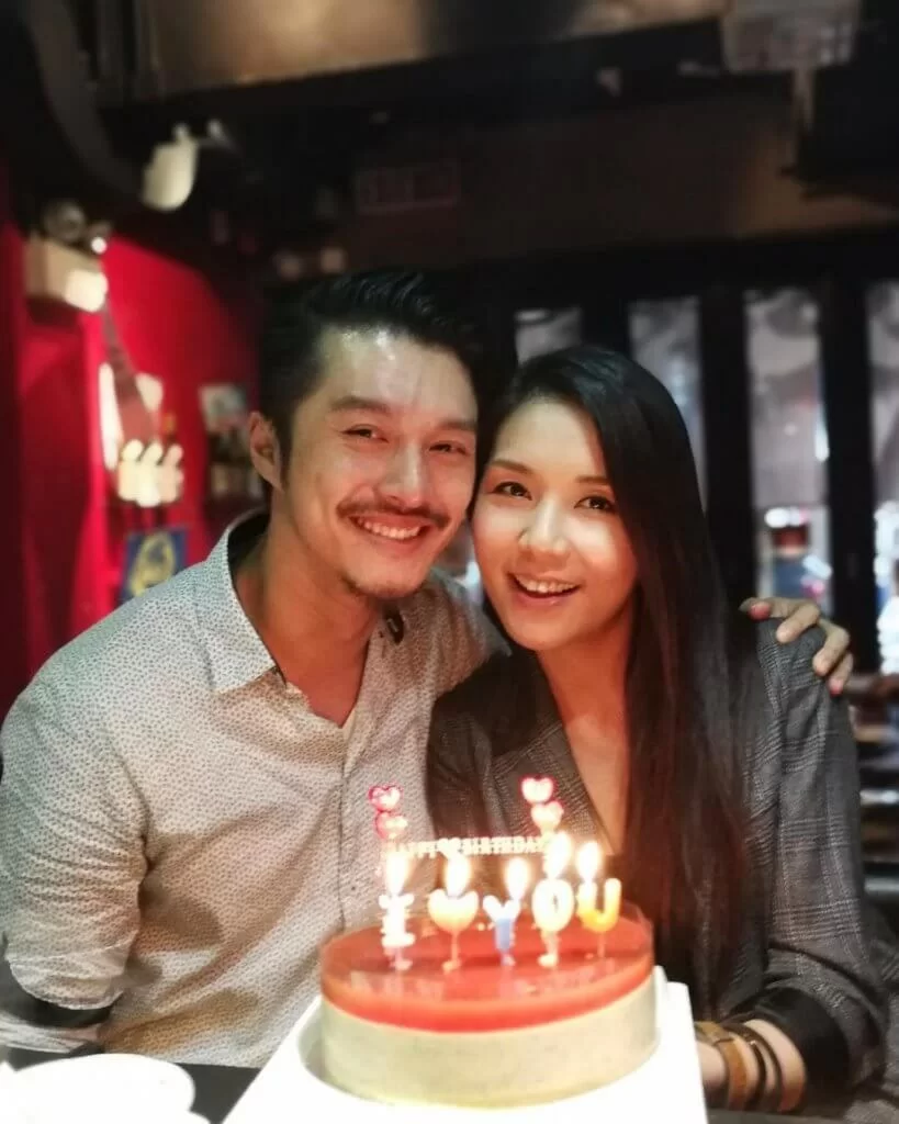 黃嘉樂與女友Samantha在社交網放閃,觀眾都讚他們很合襯。