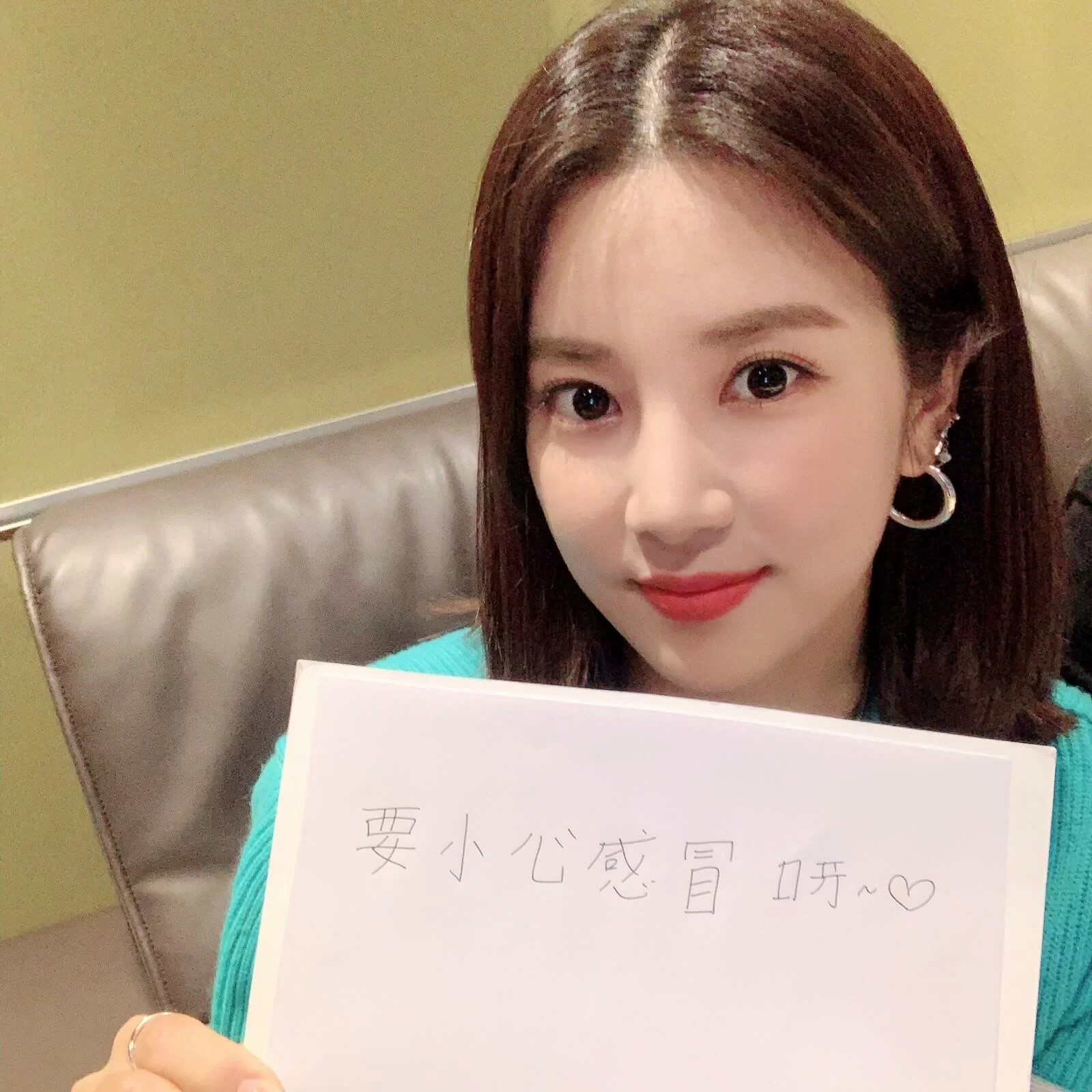 7c66a23b-6801-4fc8-995d-39e1034b227a