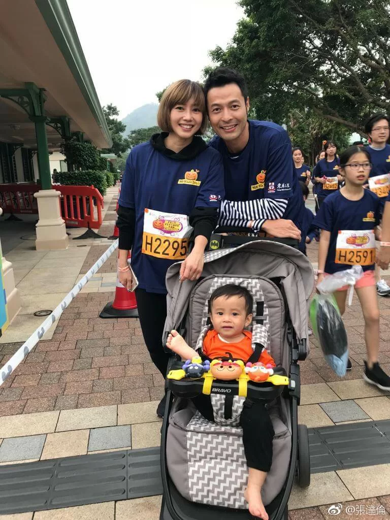 在內地拍攝《大帥哥》時,太太正準備生B,張達倫一有空檔,就算來回十小時都要回家陪家人。