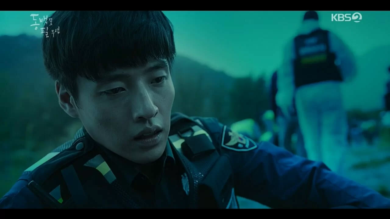 姜河那繼電影《青年警察》後,再穿上巡警制服。