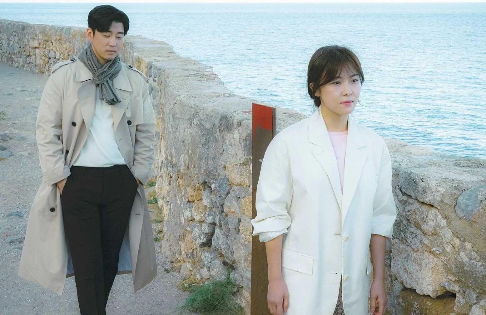 四十歲的尹啟相夥拍大一歲的河智苑,二人將在《巧克力》譜姊弟戀。