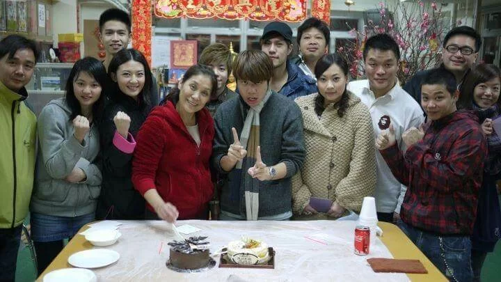君妍曾跟楊盼盼學中國功夫，對拍戲有幫助。