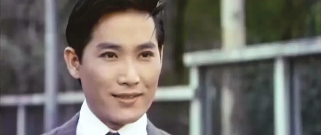 「我說你是我的妹妹。」呂奇對被調戲的陳寶珠耳語。不是愛人，是親人。