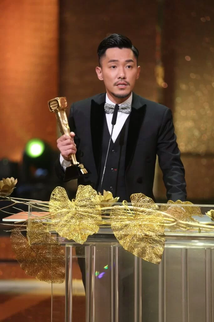 b161218a1171-e1574327268107-683x1024