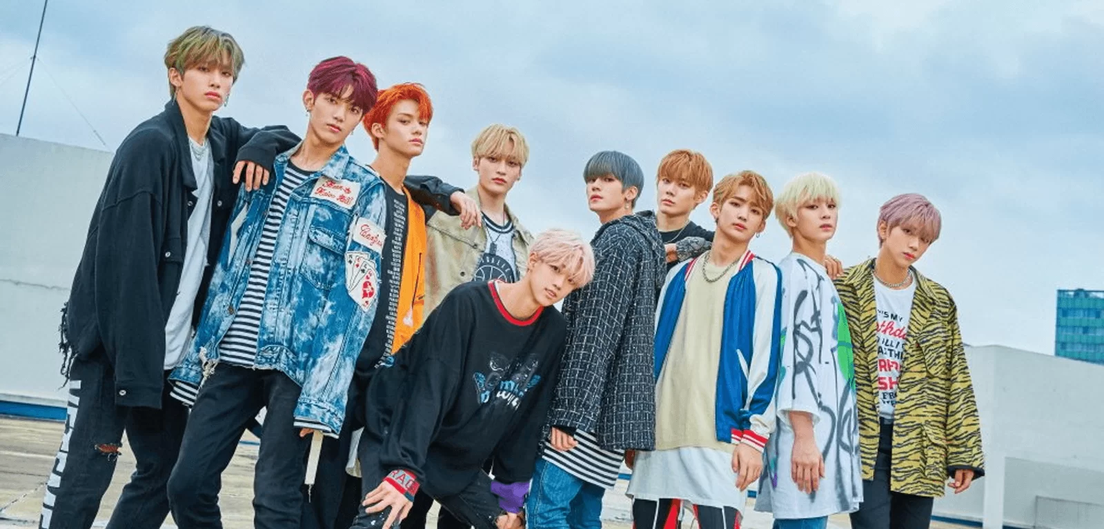 TRCNG的專屬合約被質疑是奴隸合約，合約長達九年（首張專輯發賣日起計算），專輯和音源分成為9:1，則公司和十名成員攤分的收入比率為99:1。