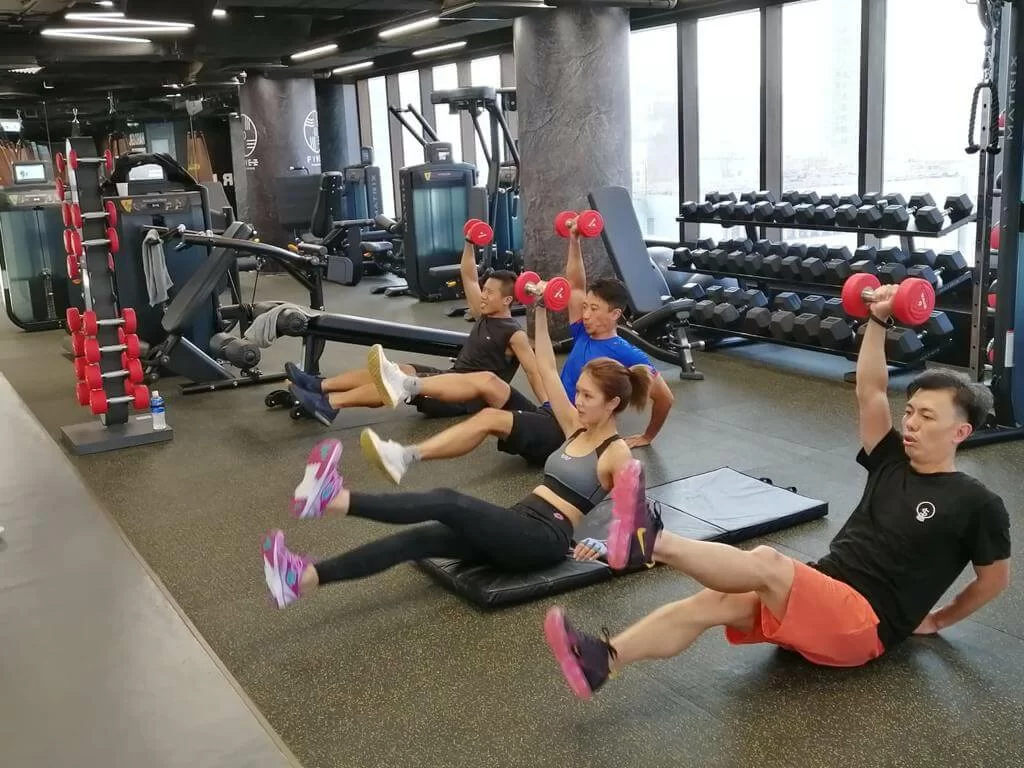 她與男友經常相約做運動,互相督促對方。