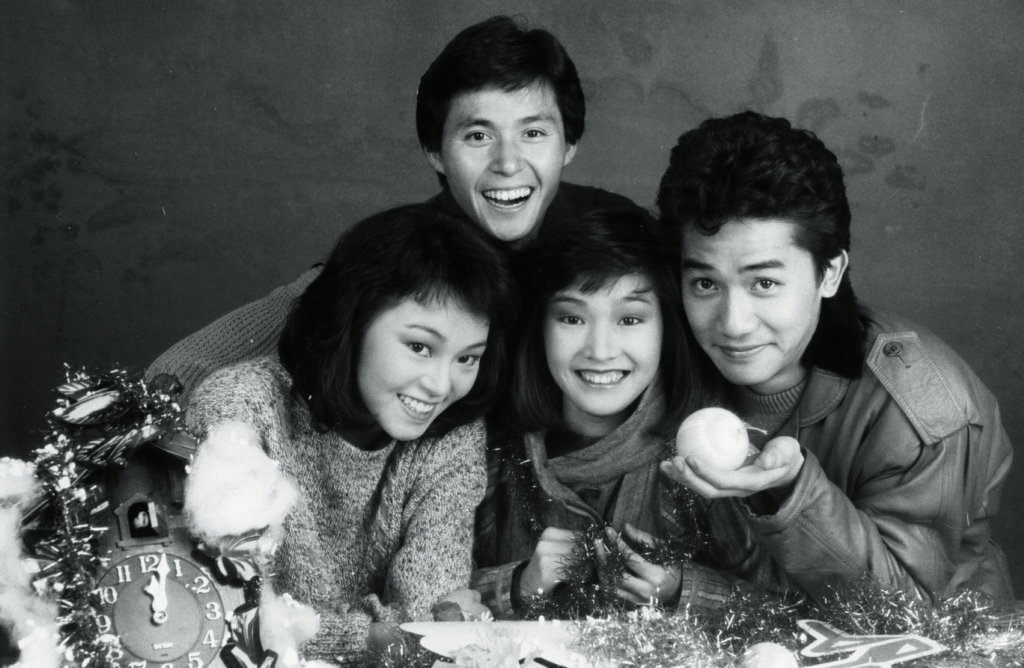 《430穿梭機》主持時常更換，其中一期有張國強、譚玉瑛、梁朝偉、區艷蓮。