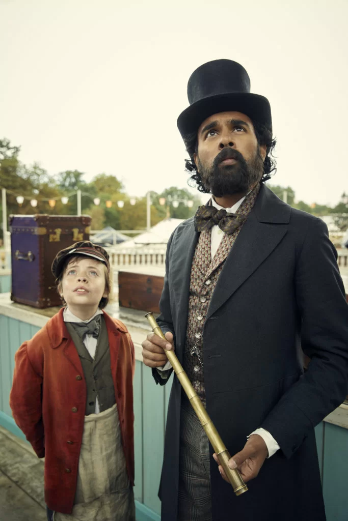 《緣來自昨天》男主角赫密殊柏特爾亦有份演出,扮演男主角的好友。