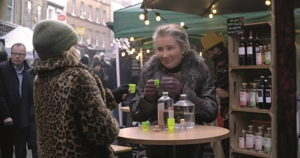 愛瑪湯遜除了扮演女主角的母親外,還擔當編劇及監製。