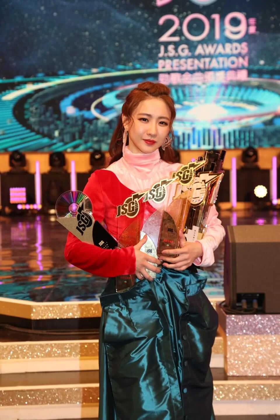 326555ce-95f1-4a71-857e-cbc9e39cd5f3