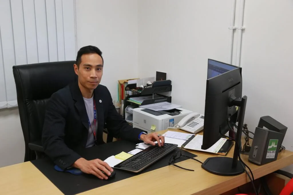 李致和退下運動員火線，正為新崗位努力打拚。