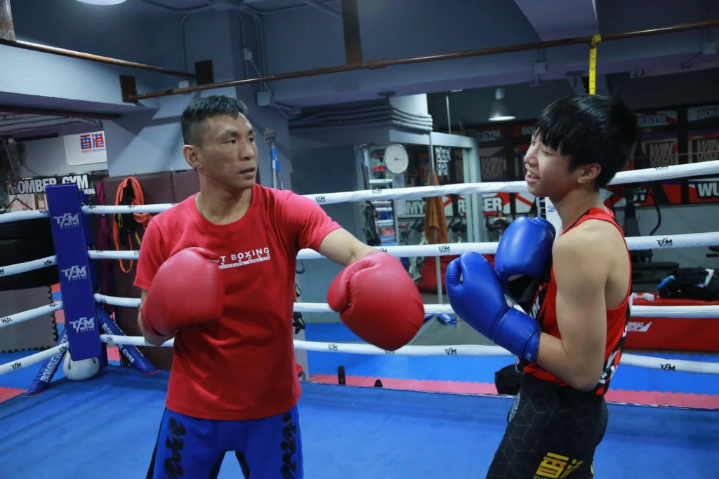 向柏榮和囝囝向籽羲過招毫不留手,認為上擂台要放下父子情。