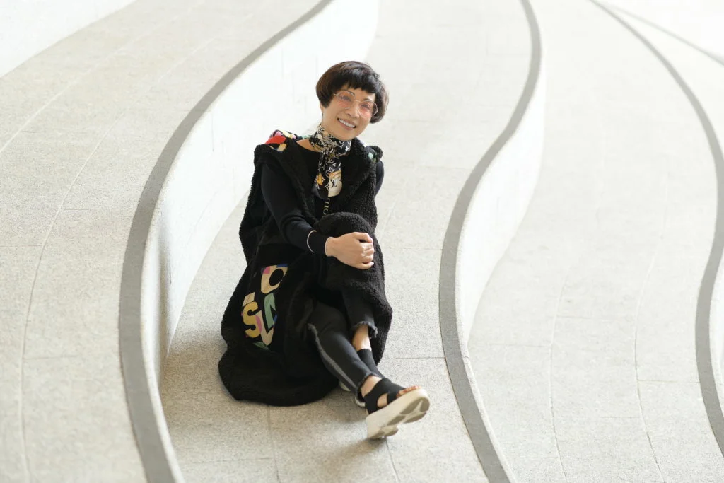 衛駿輝原名鄧敏儀，是元朗鄧氏原居民。