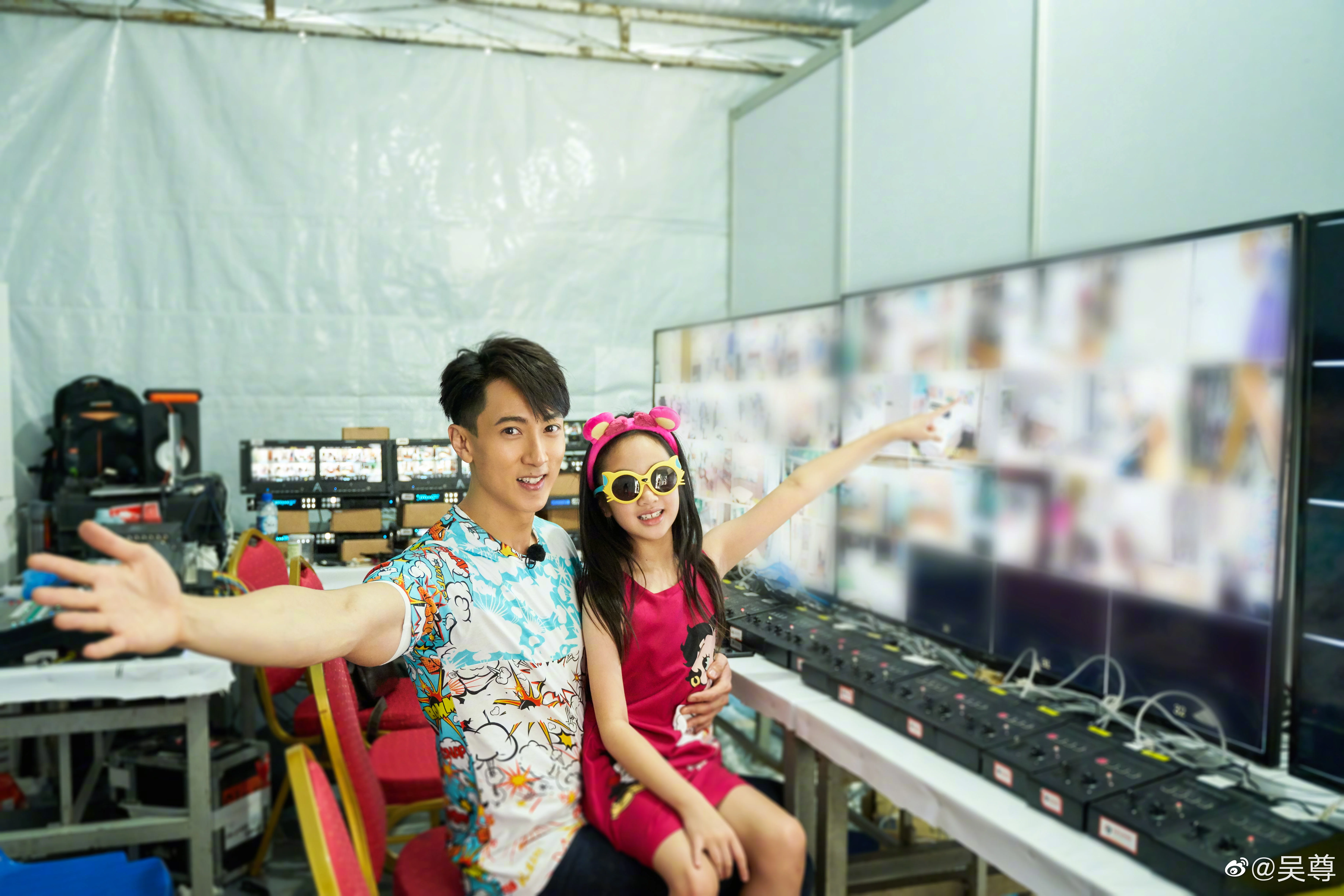 女兒Nei Nei已長大不少。