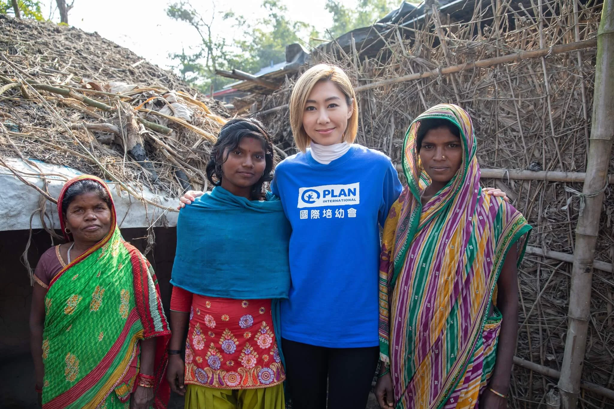 此行她助養了一位十二歲的女童，令小女孩可以繼續返學。