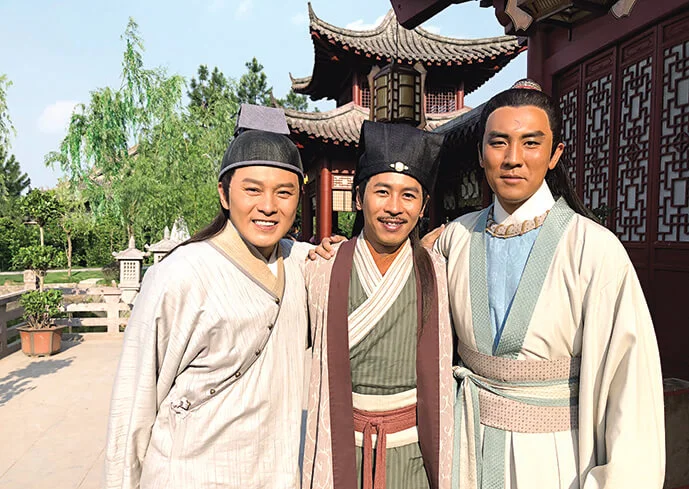 過檔無綫後,拍攝了不少電視劇,近作有與譚俊彥和曹永廉合作的《包青天之再起風雲》。