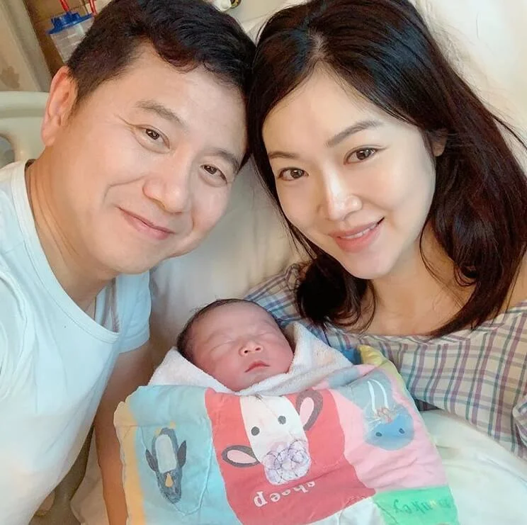 bcf23048-1a36-4946-ae2c-e9979448b417