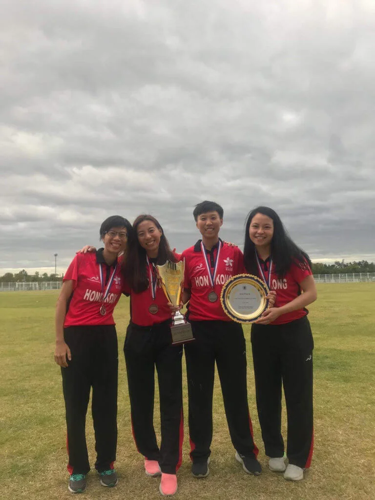 開心時刻就是與隊友齊齊捧盃