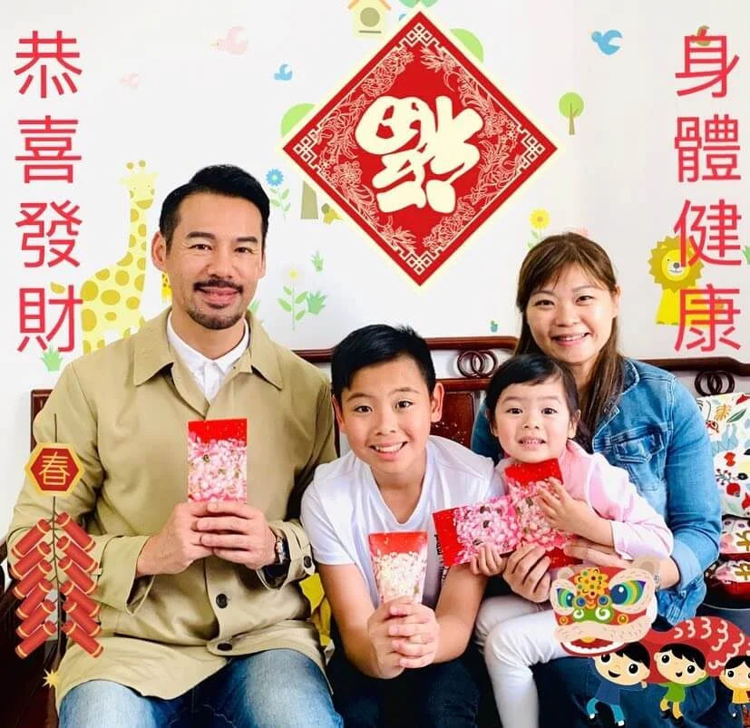 徐榮重視子女的教育，一子一女現在都讀國際學校。