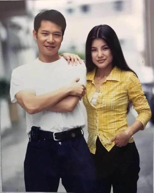 鄭子誠憑《真情》飾演的子浩一角成功入屋,他在劇中逼May May(馬蹄露)食泥的情節,令人印象深刻。