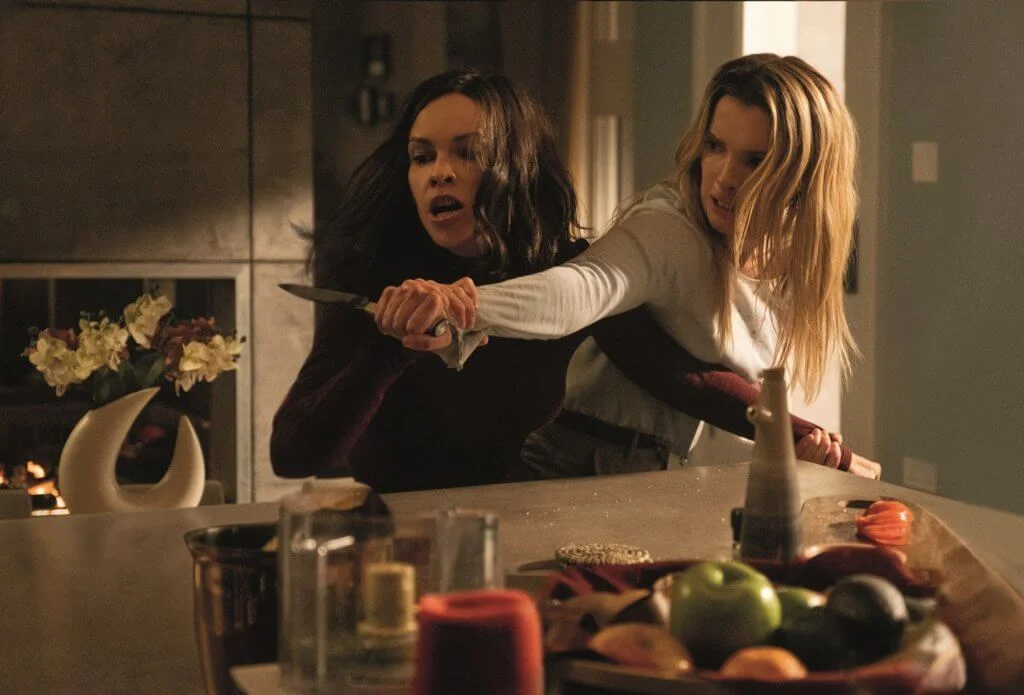 影片描寫保守派人士被自由派精英綁走，淪為獵殺遊戲玩物，激起特朗普憤怒。