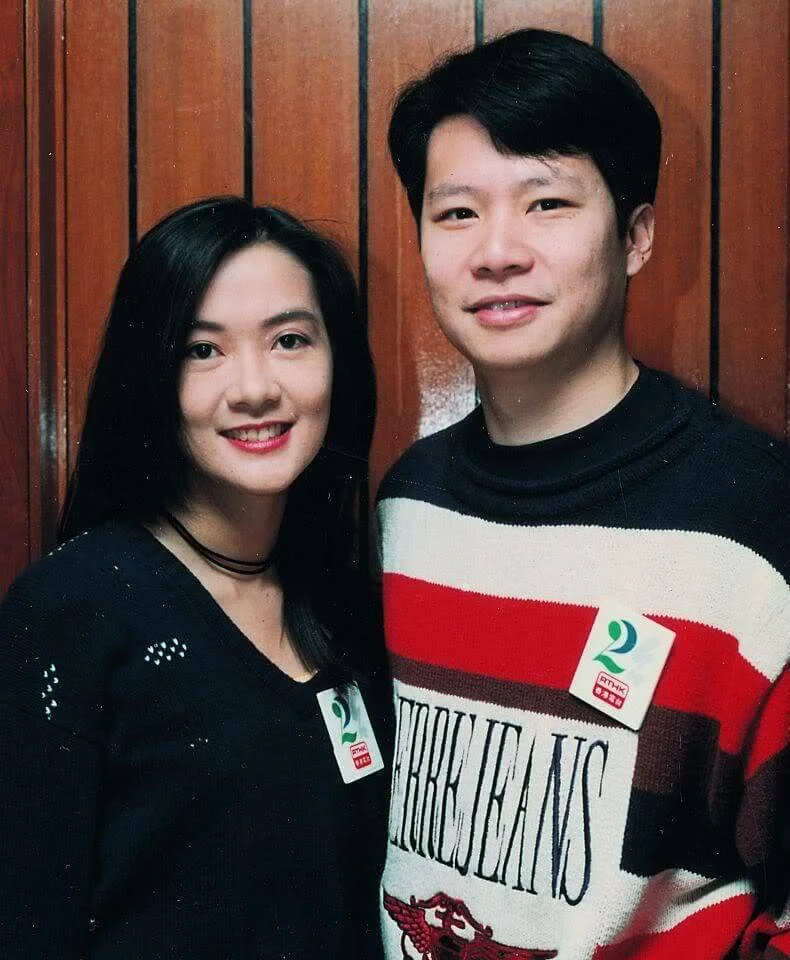 鄭子誠與太太劉倩怡一起走過半世紀,婚姻美滿。