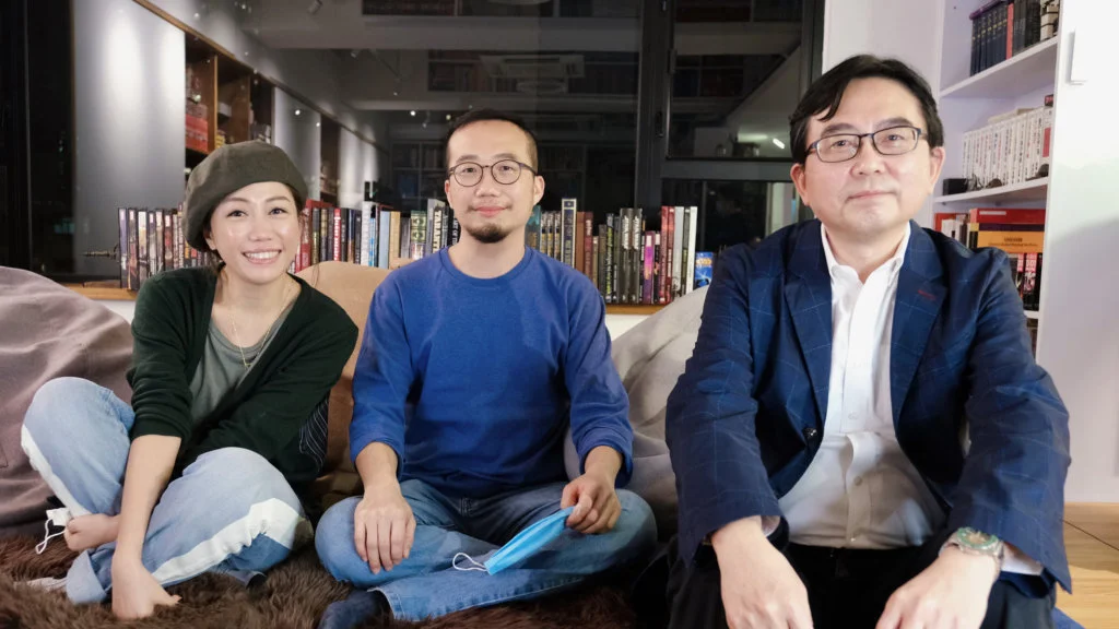 左起：彭秀慧、電影導演袁建滔、電影原著作者厲河