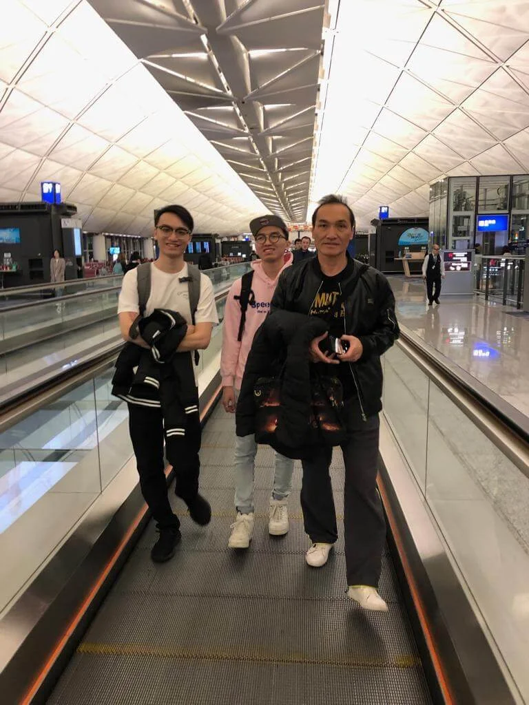 冼灝英的兒子分別廿七歲和廿四歲,長子有跟他學習武術。