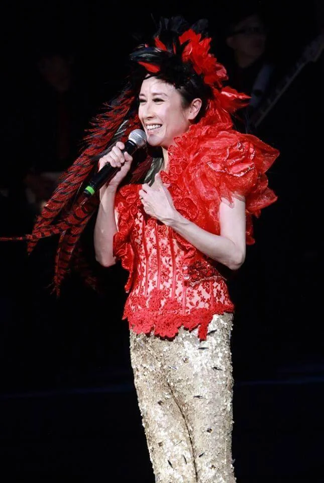 呂珊經常走埠登台，演出過多次演唱會。