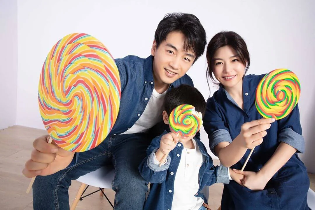 粉絲都討論妍希是否帶同兒子小星星飛返內地與老公陳曉團圓。