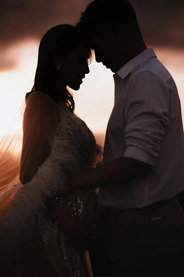 老公得知即將做爸爸即開心到彈起。